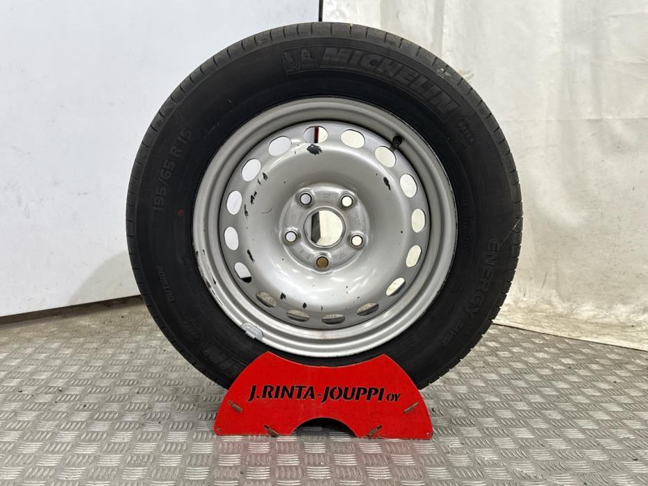 VOLKSWAGEN Caddy 2013