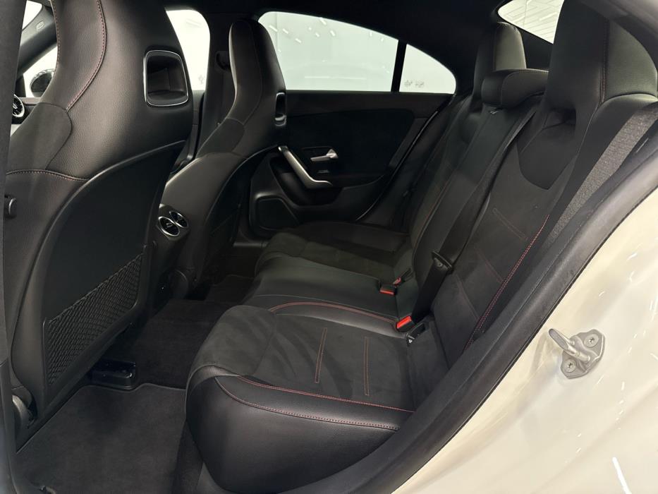 MERCEDES-BENZ CLA 2021
