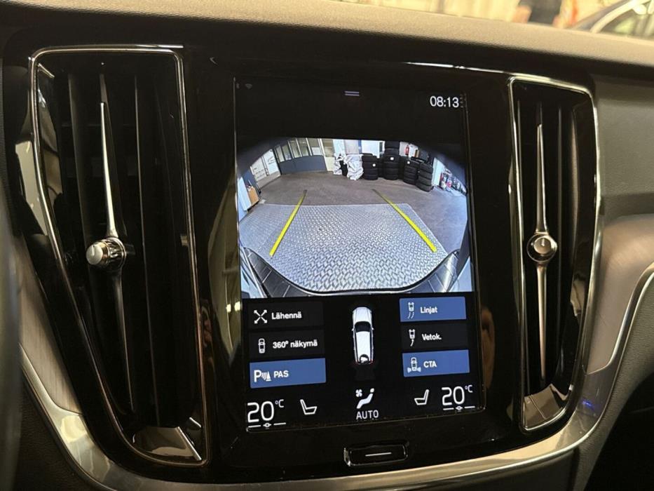 VOLVO V60 2020