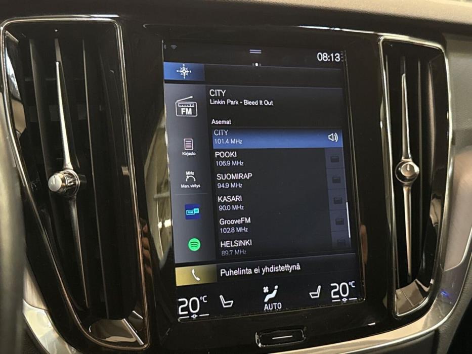 VOLVO V60 2020