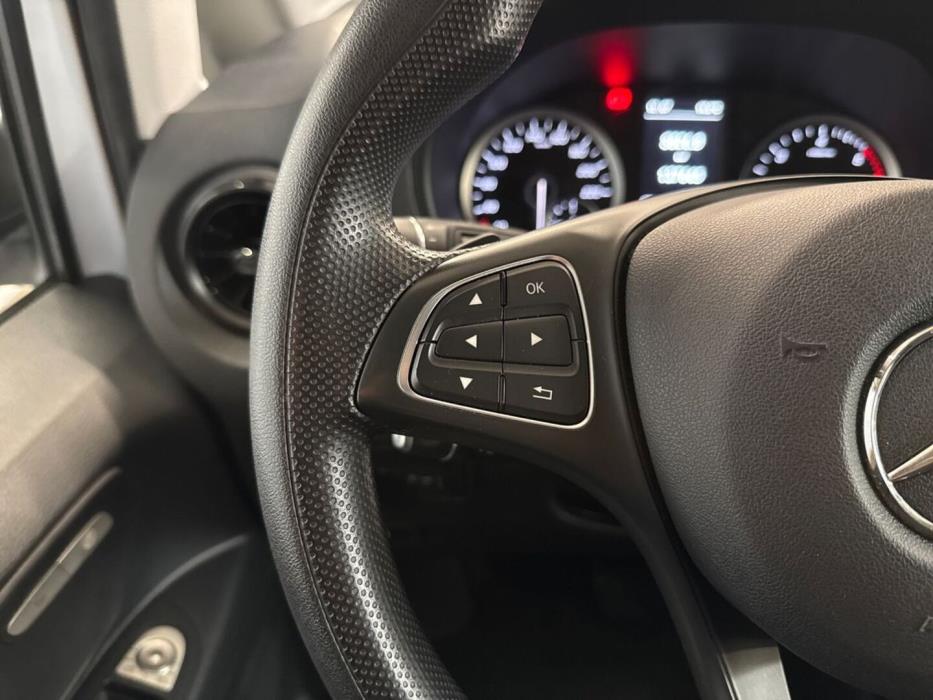 MERCEDES-BENZ Vito 2021