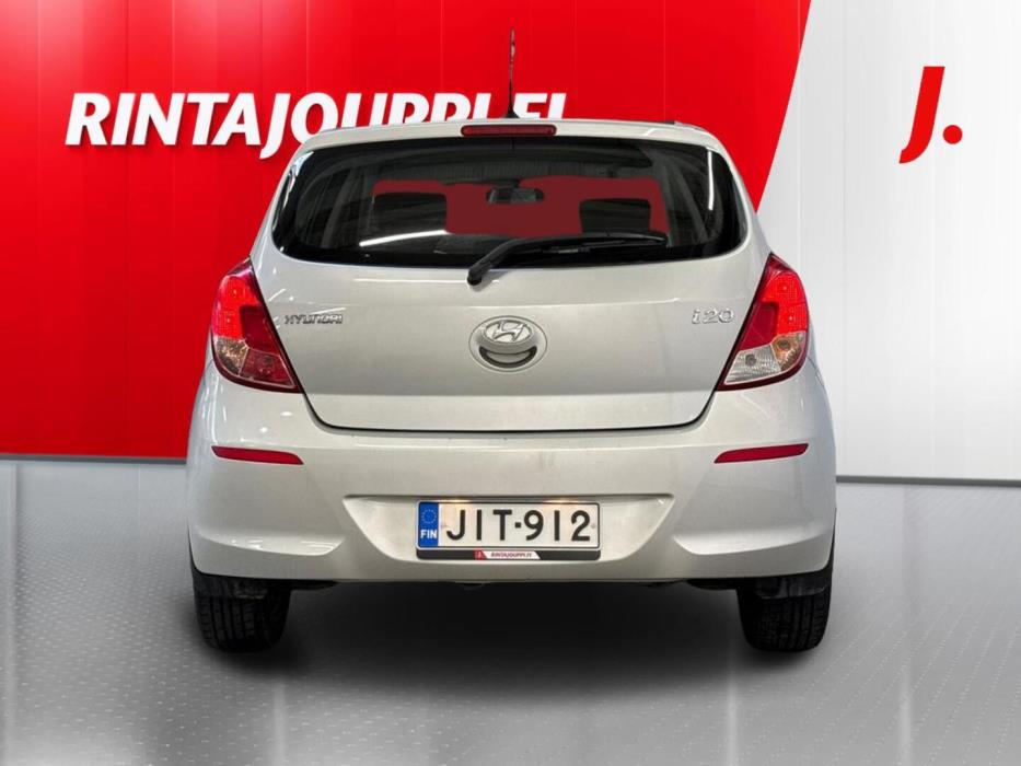HYUNDAI i20 2013