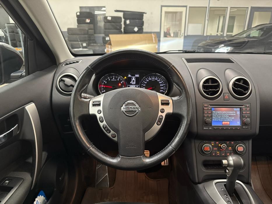 NISSAN Qashqai 2013