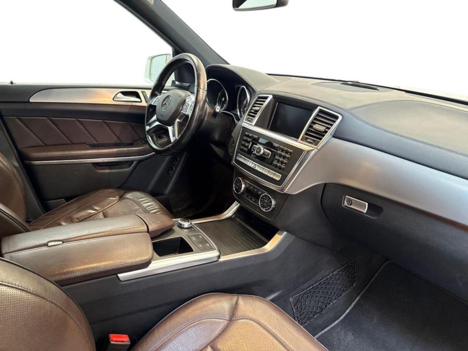 MERCEDES-BENZ GL 2013