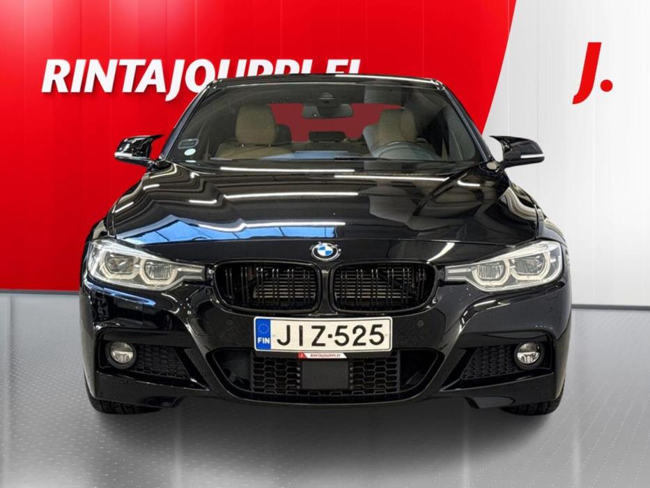 BMW 330 2017