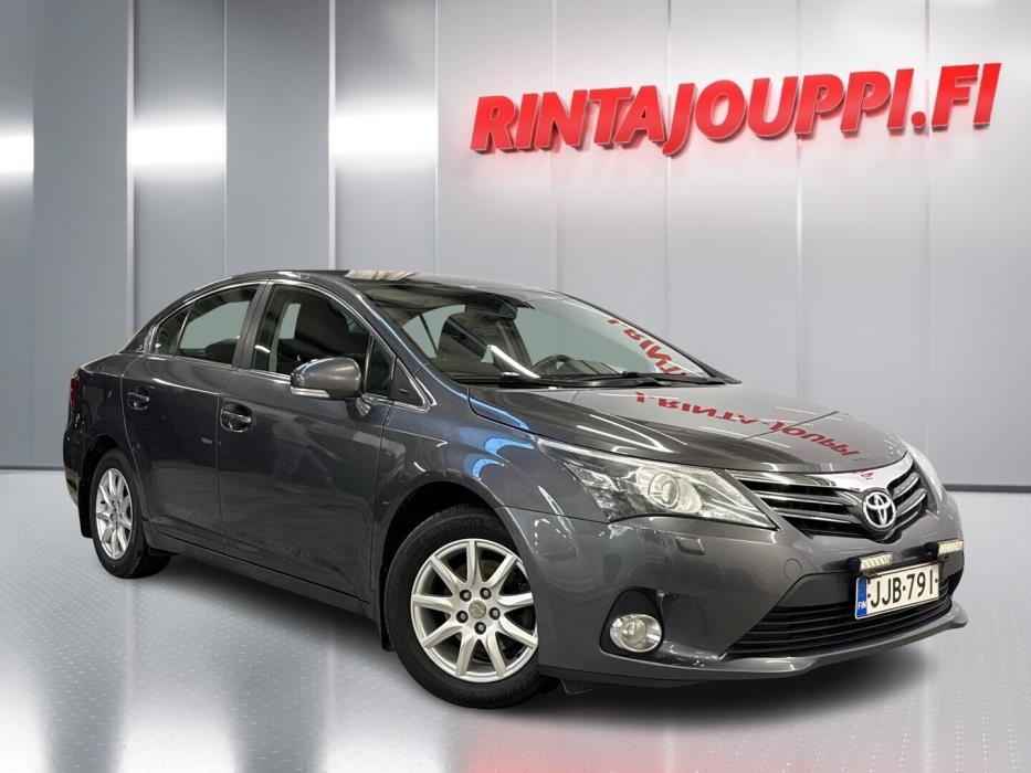 TOYOTA Avensis 2014