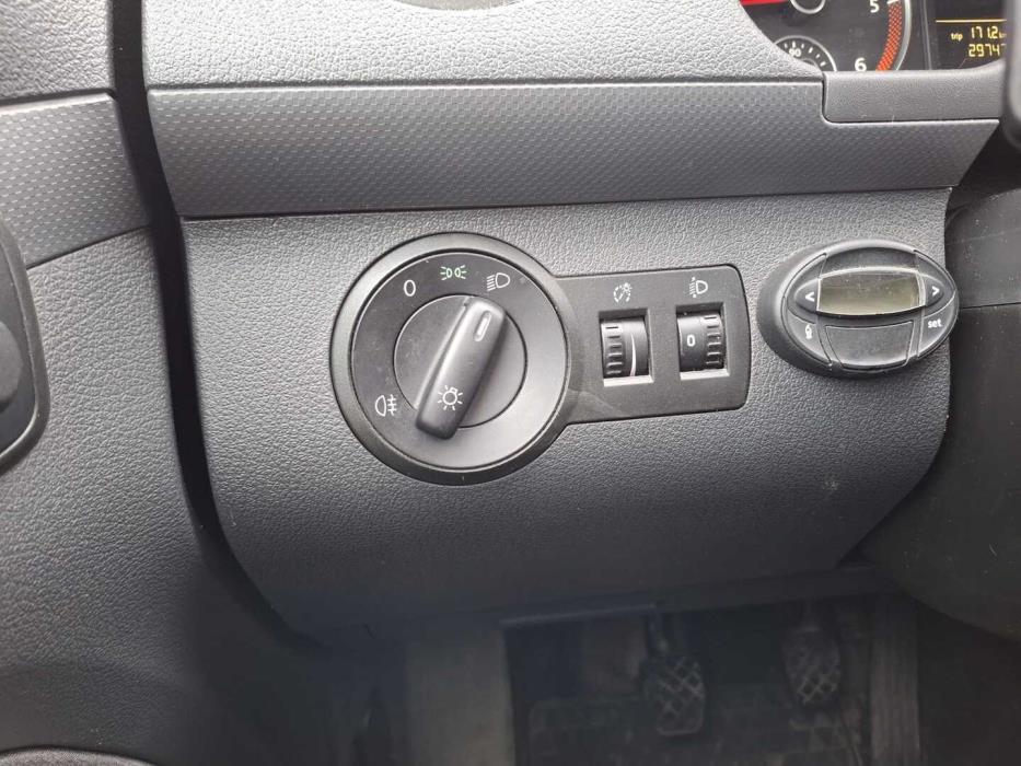 VOLKSWAGEN Caddy Maxi 2014