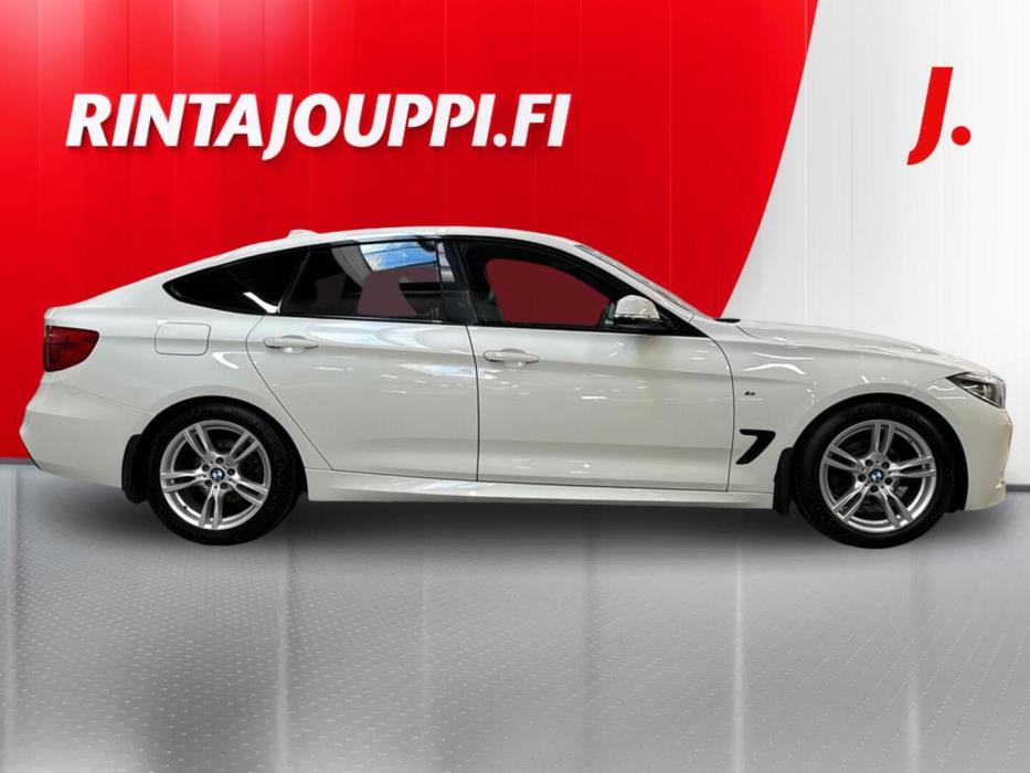 BMW 318 Gran Turismo 2016