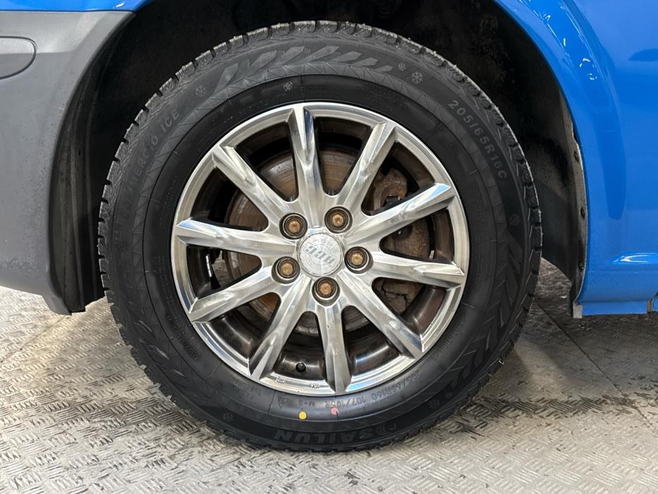 MERCEDES-BENZ Vito 2012