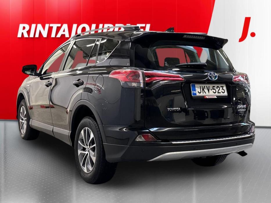 TOYOTA RAV4 2018