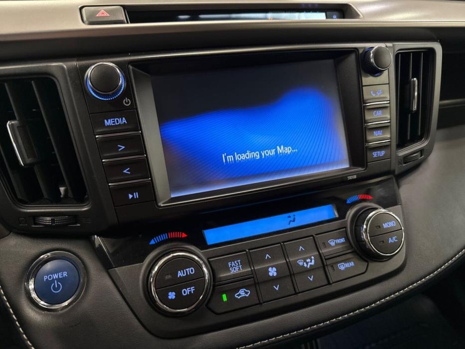 TOYOTA RAV4 2018