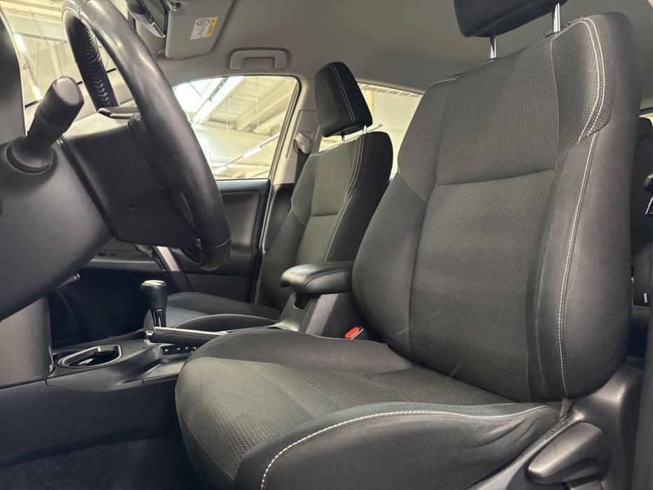 TOYOTA RAV4 2018