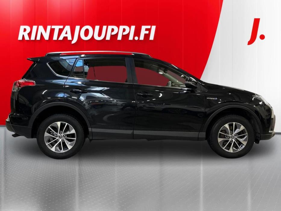 TOYOTA RAV4 2018