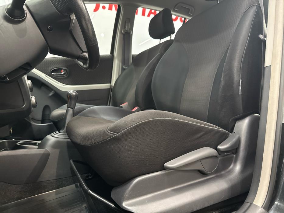 TOYOTA Yaris 2007