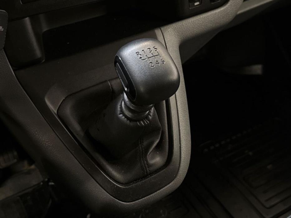TOYOTA Proace 2021