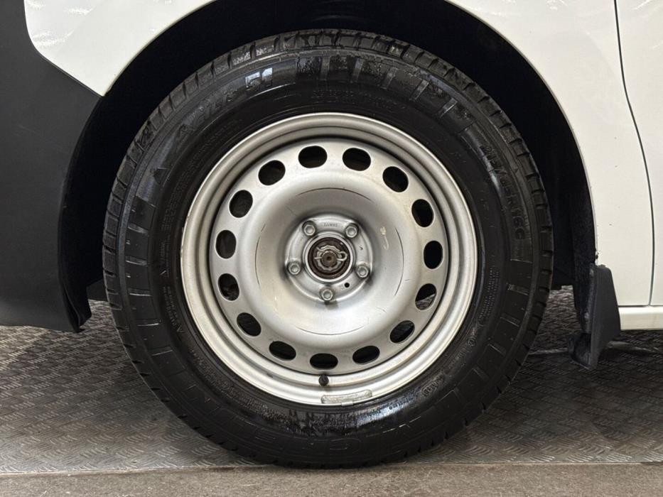 TOYOTA Proace 2021