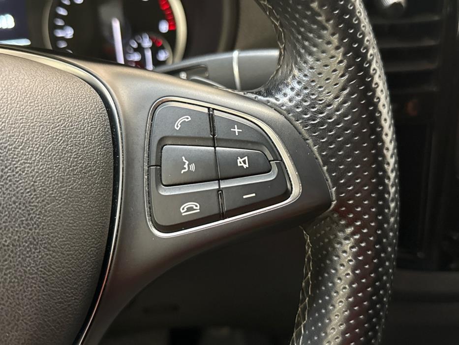 MERCEDES-BENZ Vito 2022