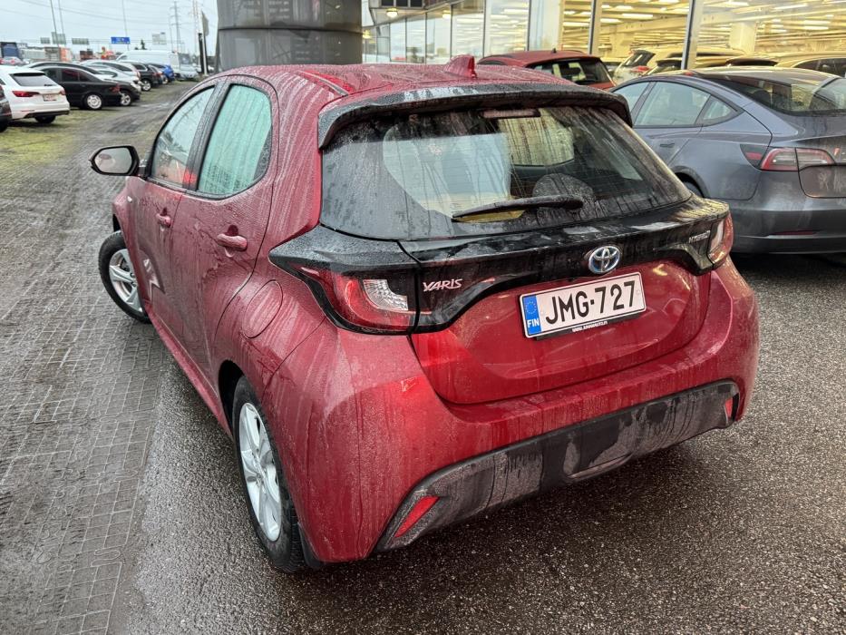 TOYOTA Yaris 2021