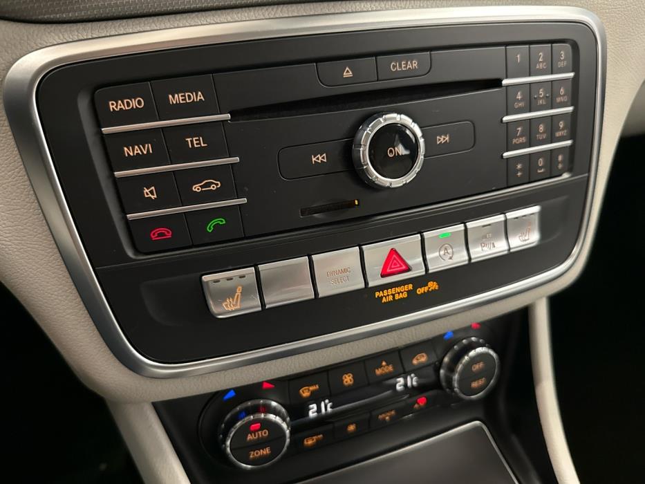 MERCEDES-BENZ CLA 2017