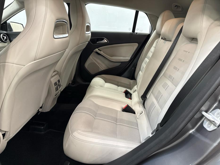 MERCEDES-BENZ CLA 2017