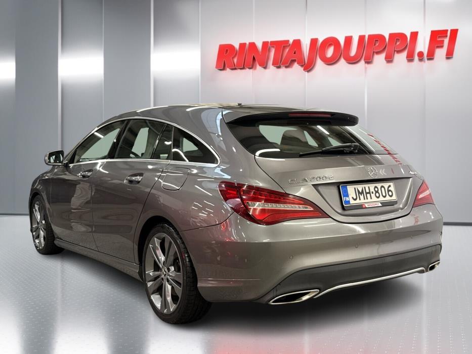 MERCEDES-BENZ CLA 2017