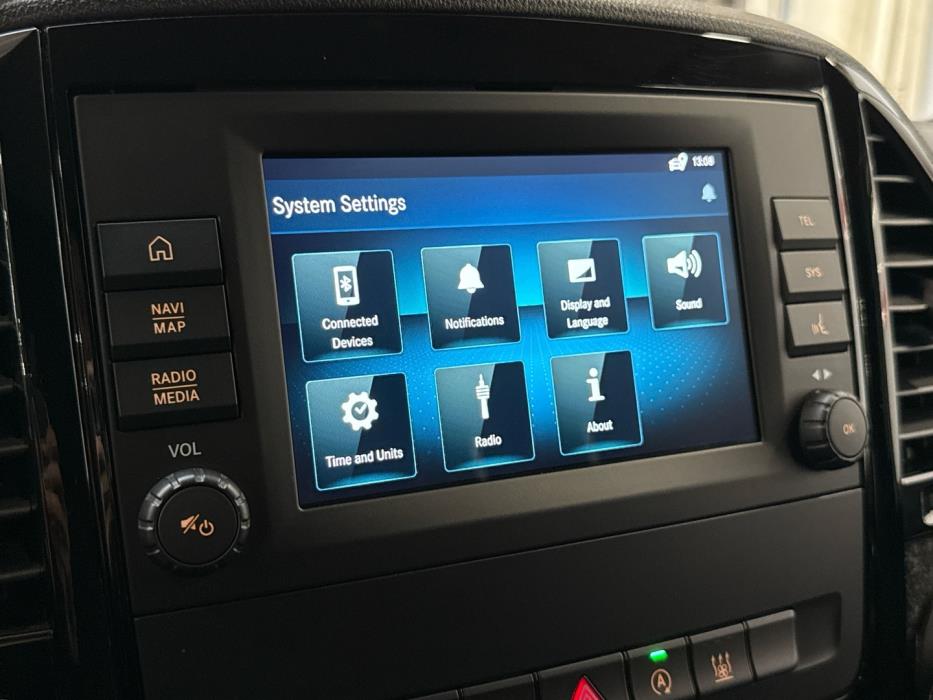 MERCEDES-BENZ Vito 2022