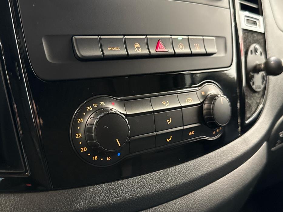 MERCEDES-BENZ Vito 2022