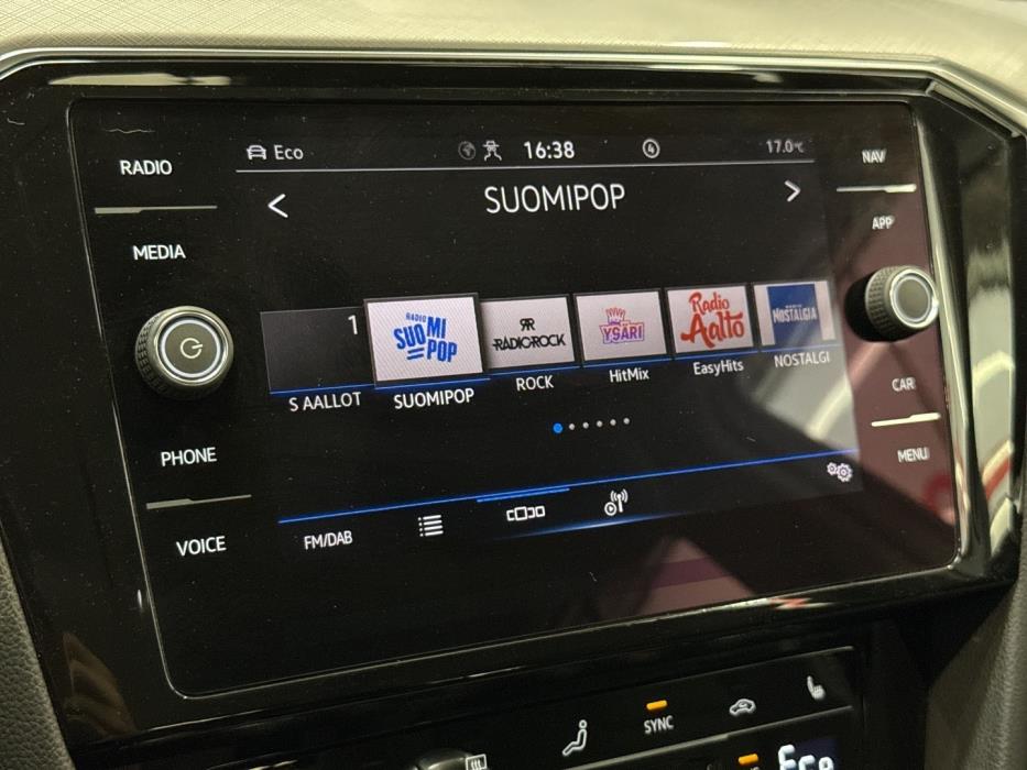 VOLKSWAGEN Passat 2021