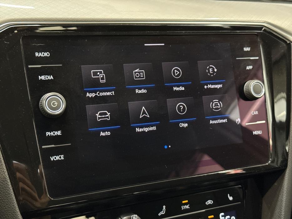 VOLKSWAGEN Passat 2021