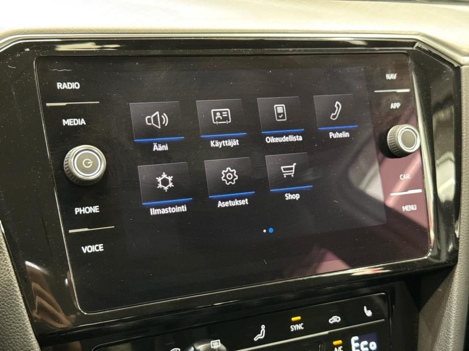 VOLKSWAGEN Passat 2021