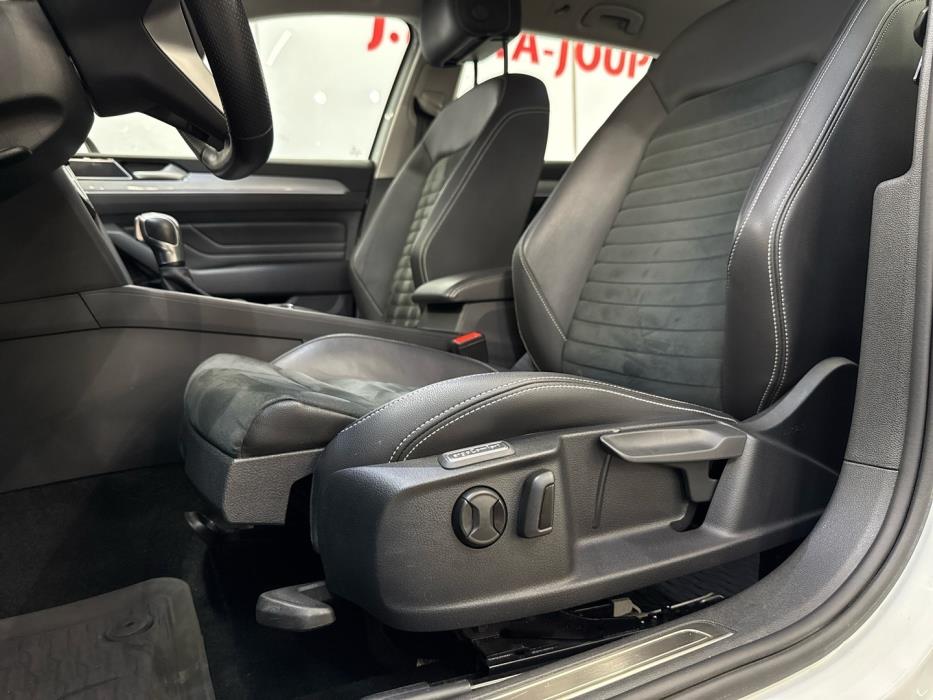 VOLKSWAGEN Passat 2021