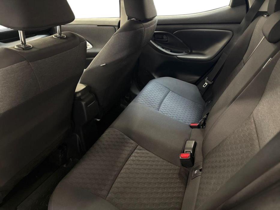 TOYOTA Yaris 2024