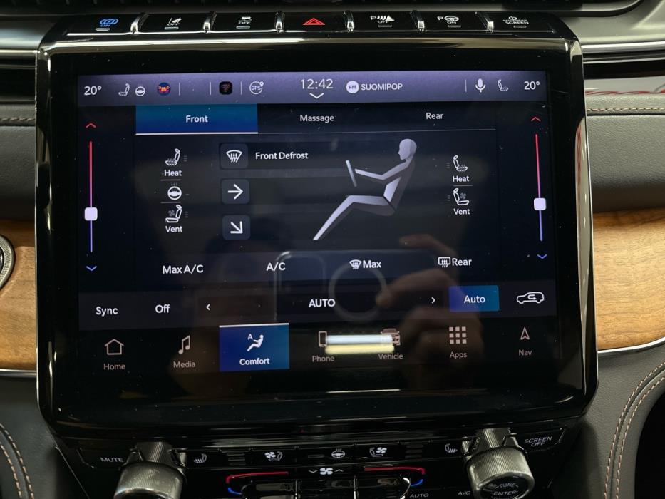 JEEP Grand Cherokee 2024