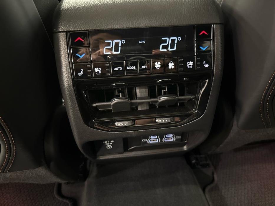 JEEP Grand Cherokee 2024