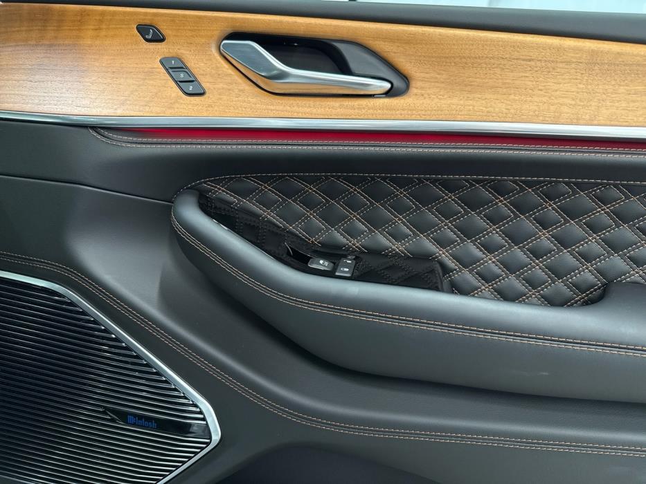 JEEP Grand Cherokee 2024