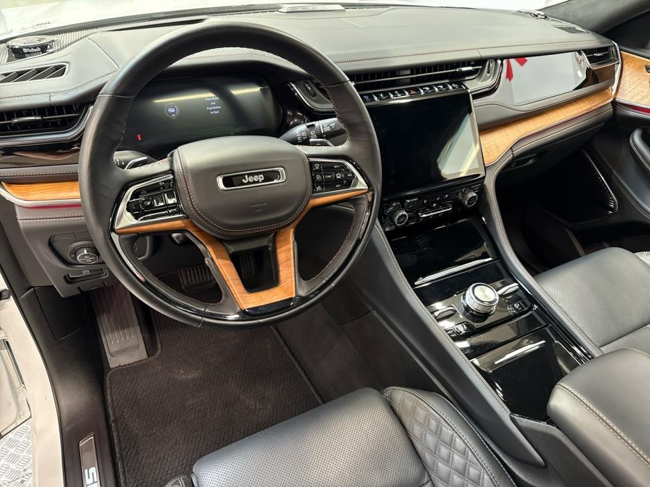 JEEP Grand Cherokee 2024