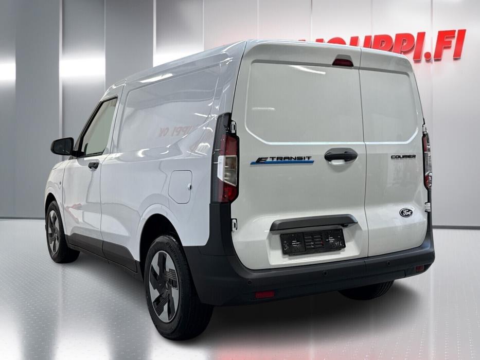 FORD Transit Courier 2026