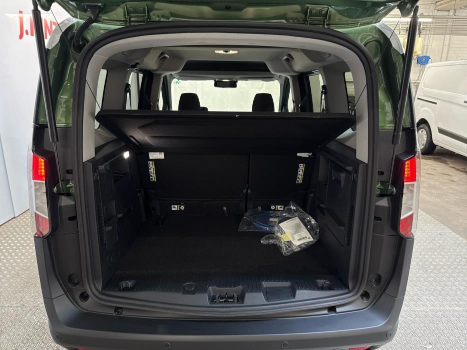 FORD Tourneo Courier 2025