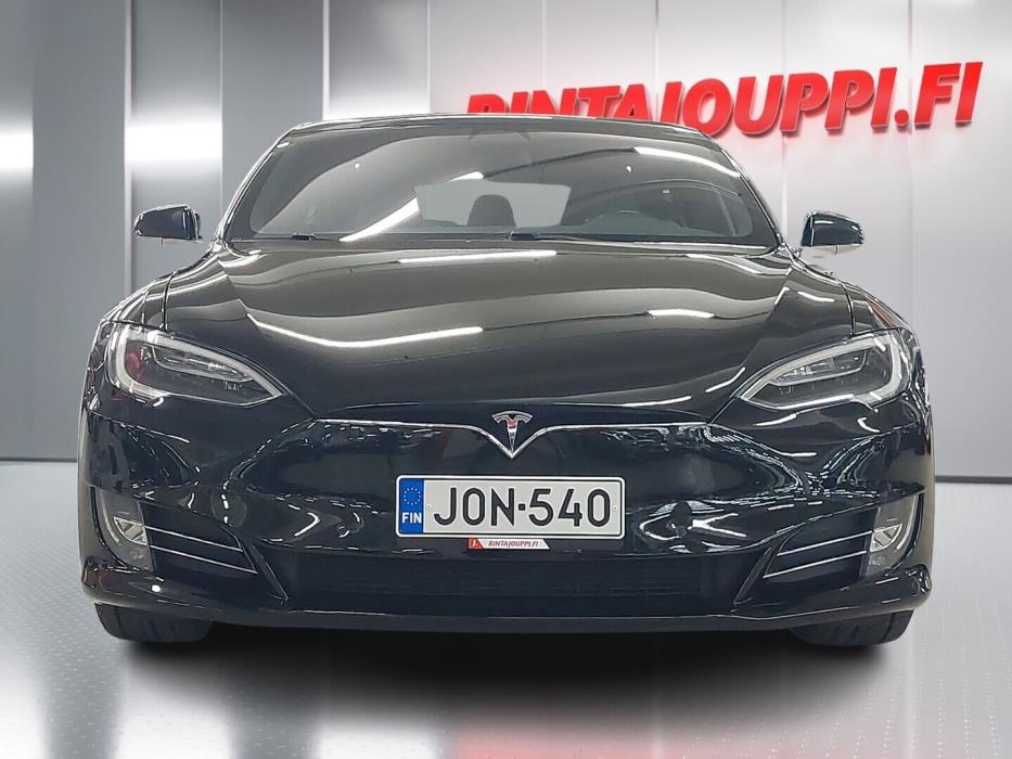 TESLA Model S 2018