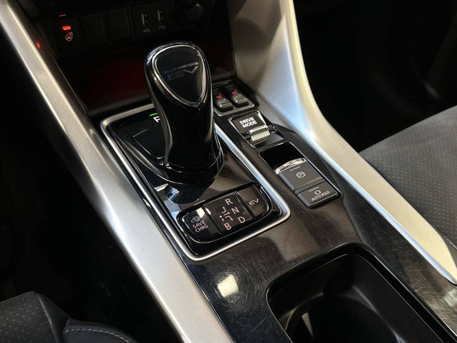 MITSUBISHI Eclipse Cross 2022