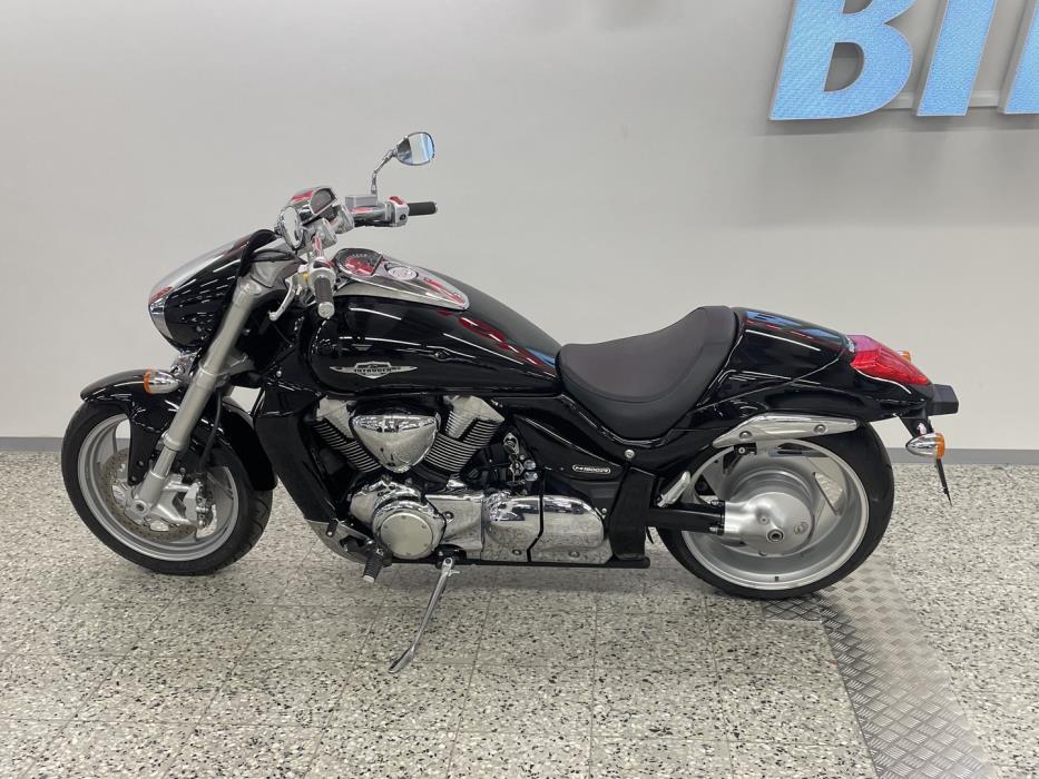 SUZUKI INTRUDER 2009