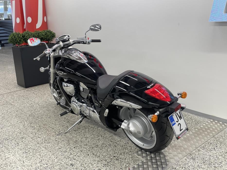 SUZUKI INTRUDER 2009