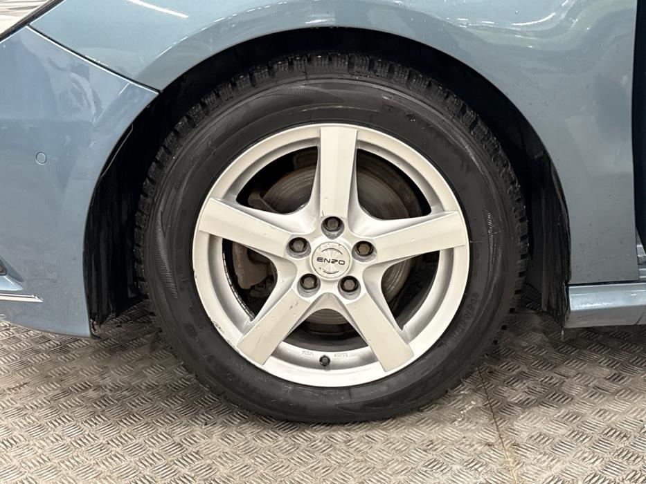 MERCEDES-BENZ B 2012