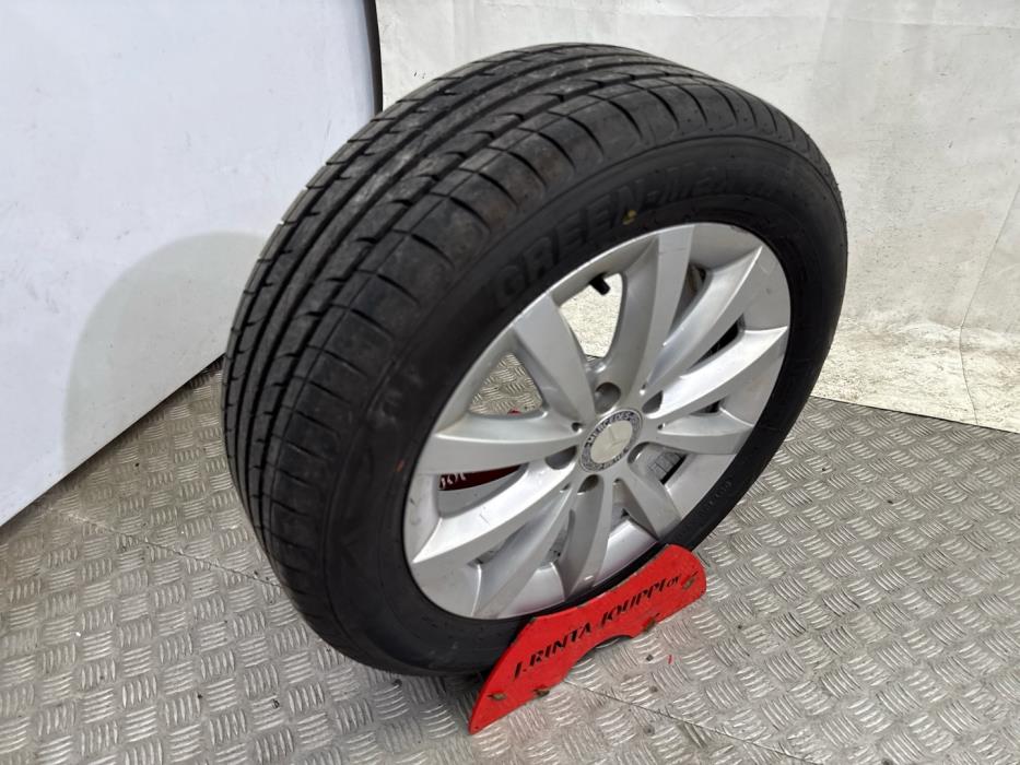 MERCEDES-BENZ B 2012