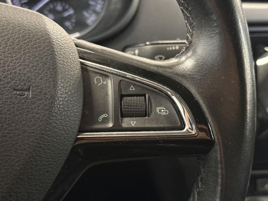 SKODA Octavia 2014