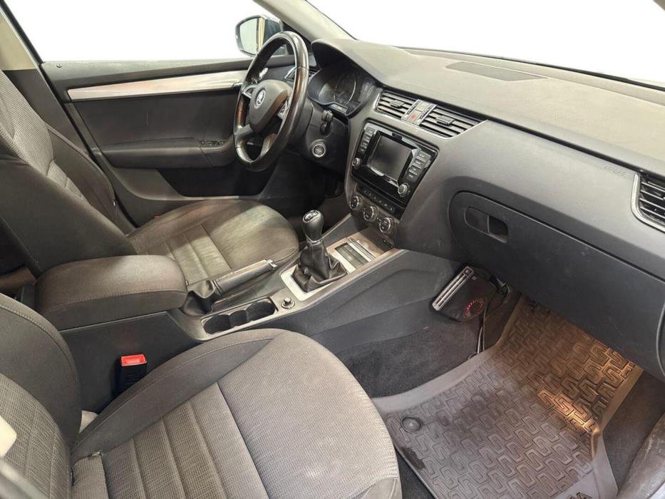 SKODA Octavia 2014