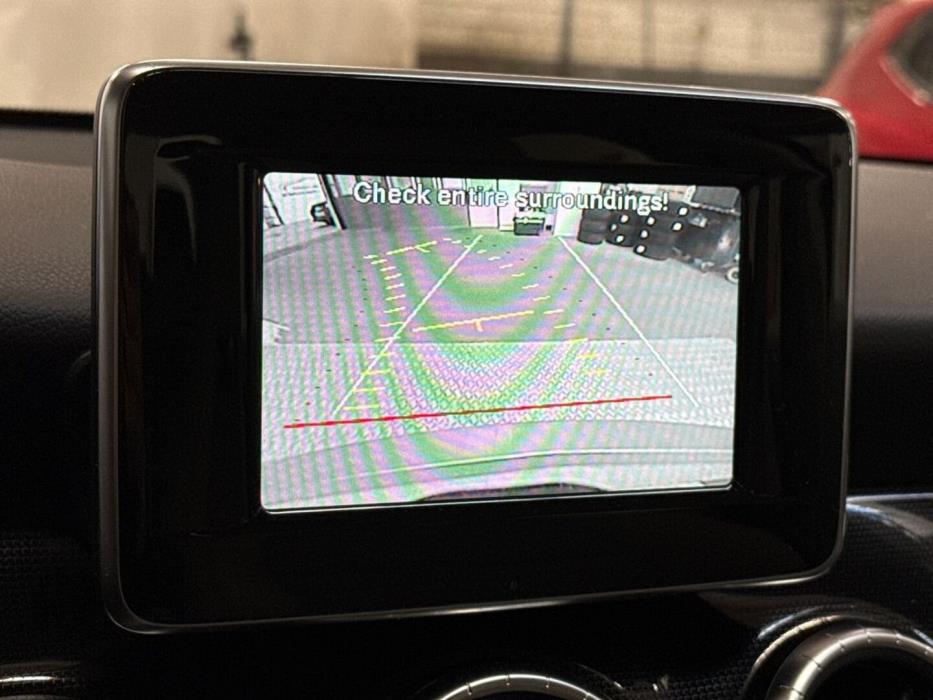 MERCEDES-BENZ CLA 2014