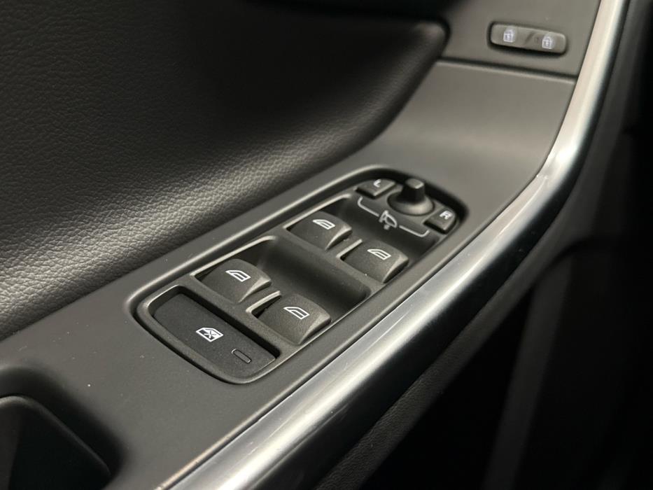 VOLVO V60 Cross Country 2016