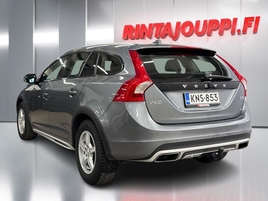 VOLVO V60 Cross Country 2016