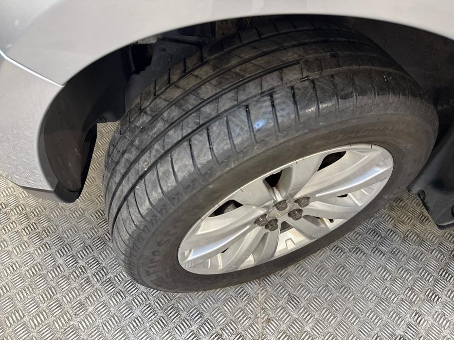 SUBARU Forester 2012